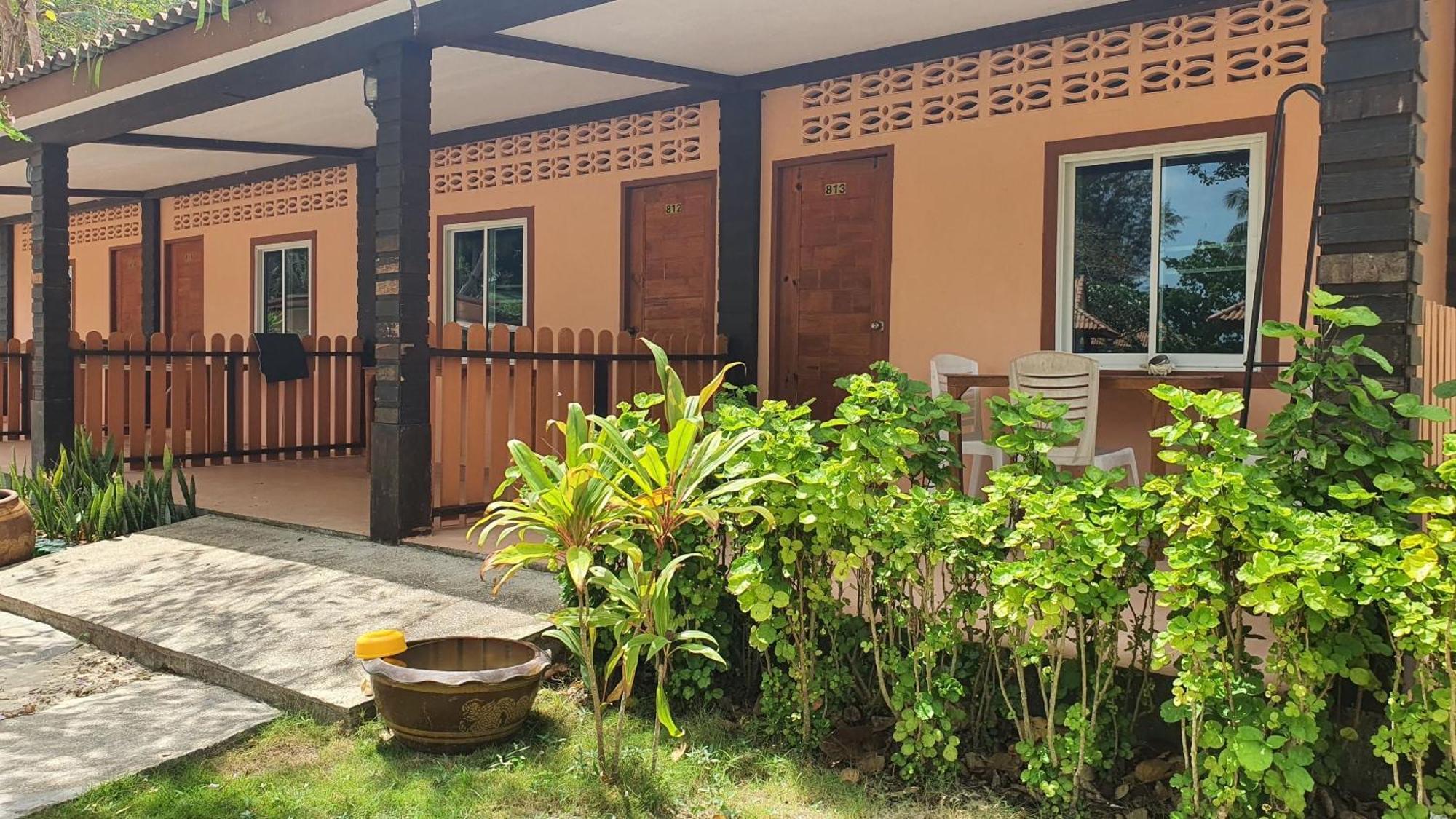 Koh Ngai Kaimuk Thong Resort Экстерьер фото