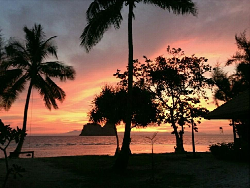 Koh Ngai Kaimuk Thong Resort Экстерьер фото