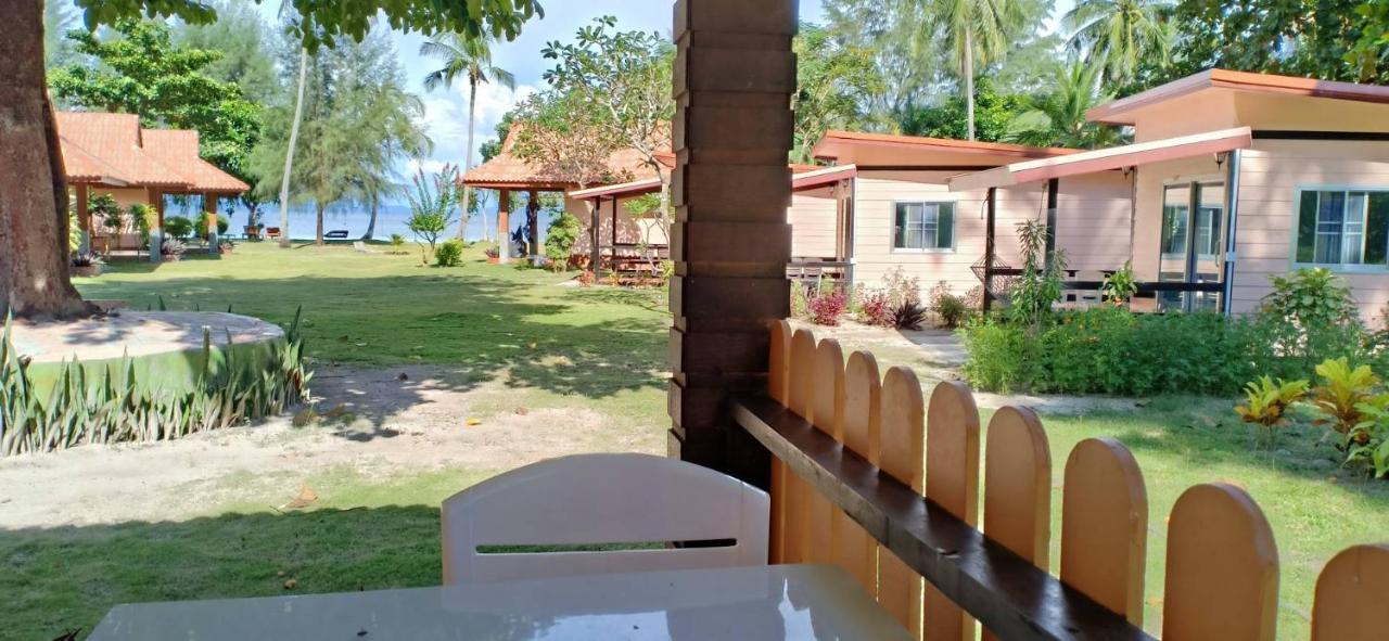 Koh Ngai Kaimuk Thong Resort Экстерьер фото