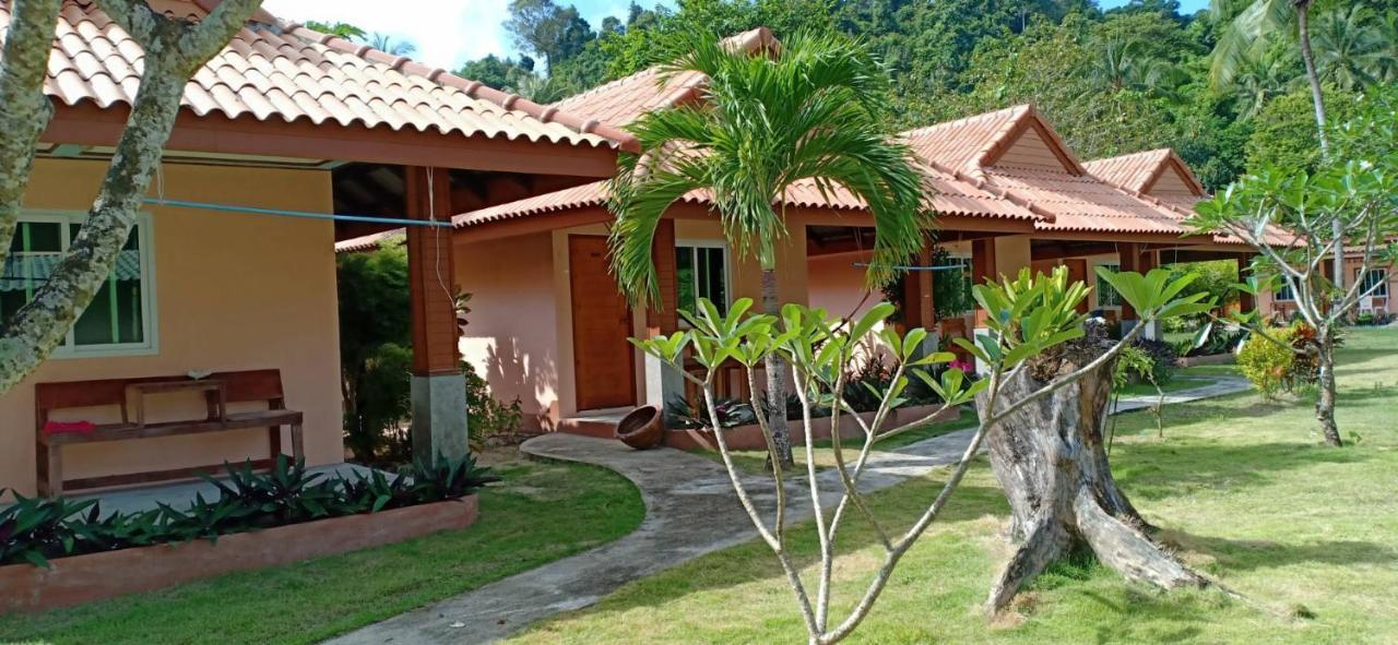 Koh Ngai Kaimuk Thong Resort Экстерьер фото