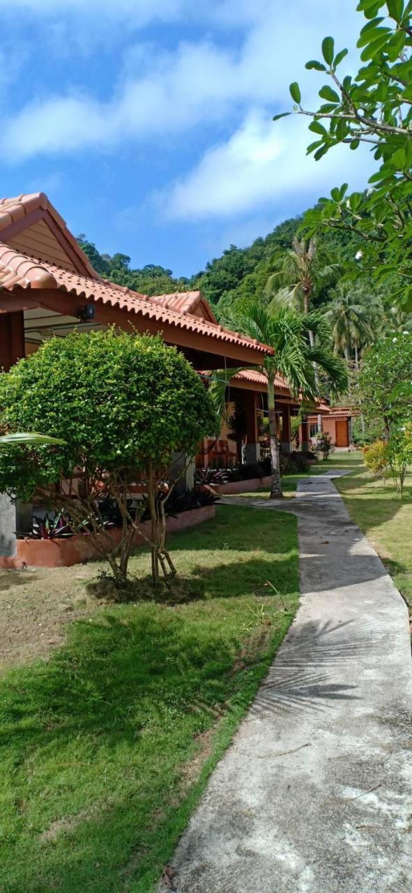 Koh Ngai Kaimuk Thong Resort Экстерьер фото
